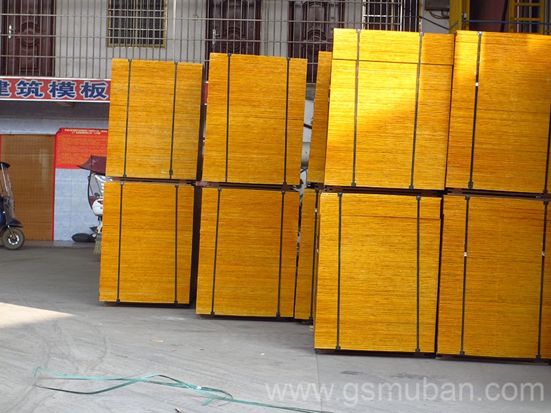 大紅模板多少錢一塊?在哪里批發 大紅模板多少錢一塊?在哪里批發